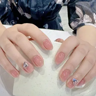 ネイル Queens テイのネイルデザイン