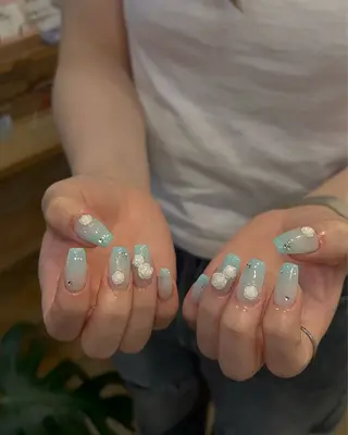 ネイル Nes.Nail所属・Miyagi Asamiのネイルデザイン