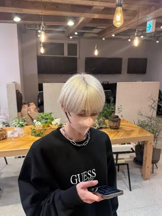 ショート カラー メンズ December/jingumae所属・メンズパーマ 特化うえちりくのヘアスタイル