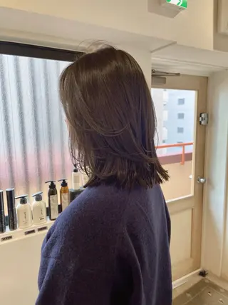 ミディアム カラー CLOVE所属・下石怜子/レイヤー/ 透明感カラーのヘアスタイル