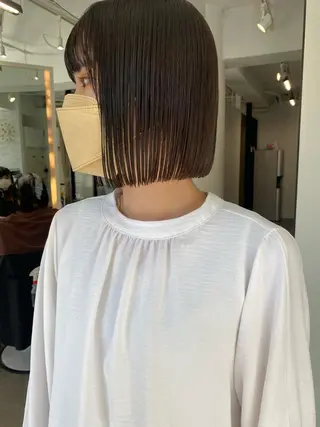 ショート カラー センターパート/ 暖色カラーayuのヘアスタイル