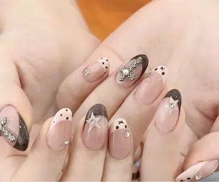 ネイル NiNa ビューティーサロン所属・Ni Naのネイルデザイン