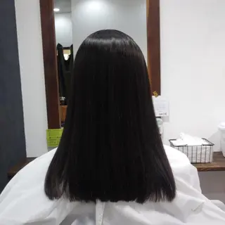 セミロング once所属・田中 杏佳のヘアスタイル