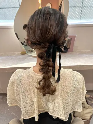 ミディアム ヘアアレンジ Mila Akariのヘアスタイル