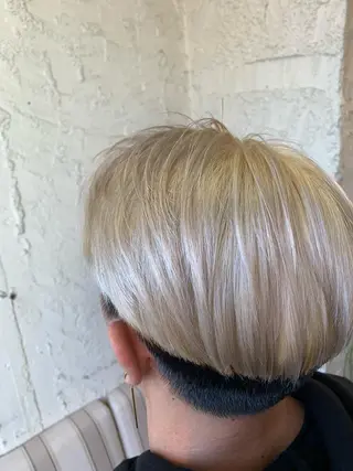 ショート カラー メンズ 髪質改善ストレート/ ブリーチ／渋谷　福田のヘアスタイル