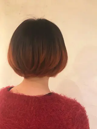 ショート カラー 伊藤 優希のヘアスタイル