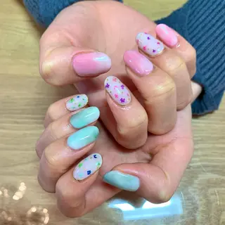 ネイル GO TODAY シェアサロン 表参道Colore店所属・K. Ayanaのネイルデザイン