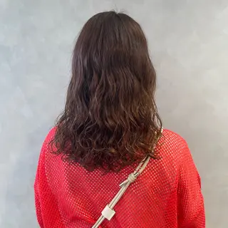 ミディアム カラー パーマ ヘアアレンジ 🎀ダブルカラーレイ ヤーyuuri🎀のヘアスタイル