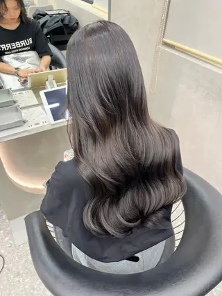 ロング カラー 谷川が作る熊本1🥇 レイヤーカットのヘアスタイル