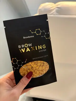 メンズ アイブロウ 韓国肌管理BEAUTY-SALON Teena【ティーナ】ララピール/毛穴/脱毛所属・心斎橋眉毛サロン hiyoriの眉毛・アイブロウイメージ