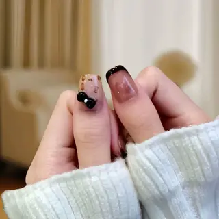 ネイル モナ& あきのネイルデザイン