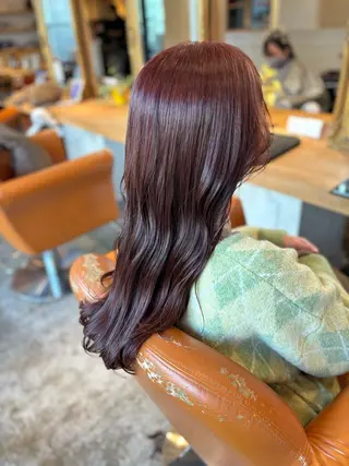 ロング カラー 髪質改善カラー ベージュ🤎YUMEのヘアスタイル