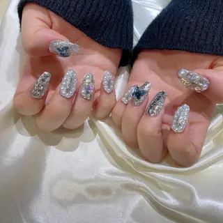 ネイル 西岡 杏のネイルデザイン