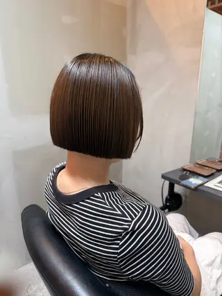 ショート ハイトーン/カット Kazuhaのヘアスタイル