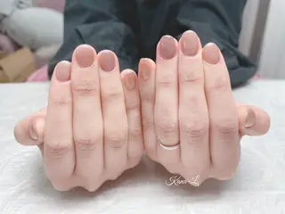 カラー ネイル 芦辺 香奈のネイルデザイン