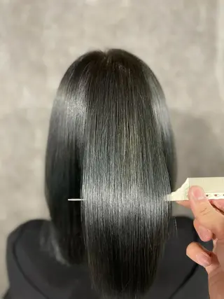 ミディアム メンズ眉毛ITSUK Iメンズ専門　新宿の眉毛・アイブロウイメージ