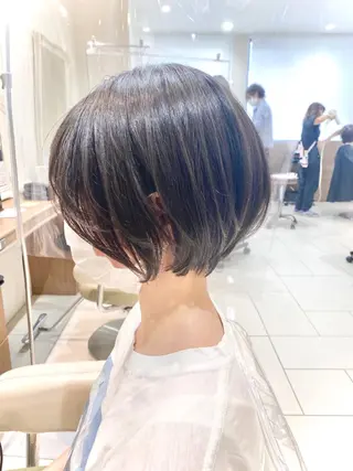 ショート カラー 横山 直輝のヘアスタイル
