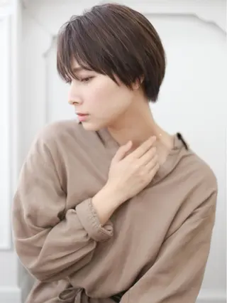 ショート ＨＩ ROのヘアスタイル