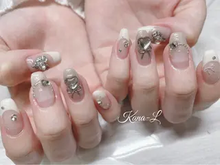 ネイル 芦辺 香奈のネイルデザイン