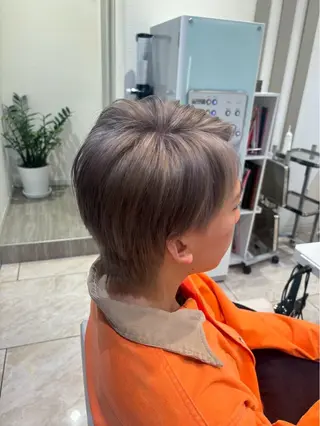 カラー メンズ ハイトーン/ 對馬脩💫のヘアスタイル