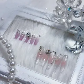 ネイル Yudia Minoriのネイルデザイン