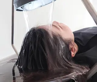 武村美咲/ 暖色/艶カラーのヘアスタイル