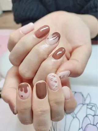 ネイル Ui_Amor (パラジェル)のネイルデザイン