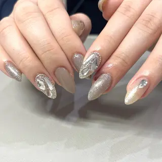 ネイル Ray. ちゅるん系ニュアンスのネイルデザイン