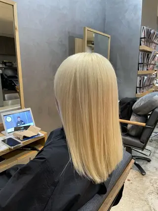 カラー 上村 颯のヘアスタイル