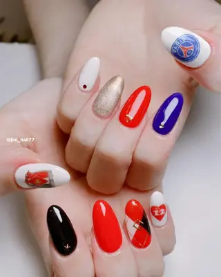 ネイル JINI NAIL所属・ジニ ネイルのネイルデザイン