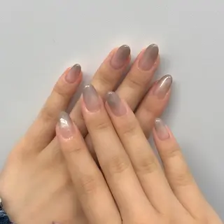 ネイル プラスネイル北千住東口店所属・しもむら ひなこのネイルデザイン