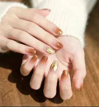 ネイル pink ladyサロン所属・べ にのネイルデザイン