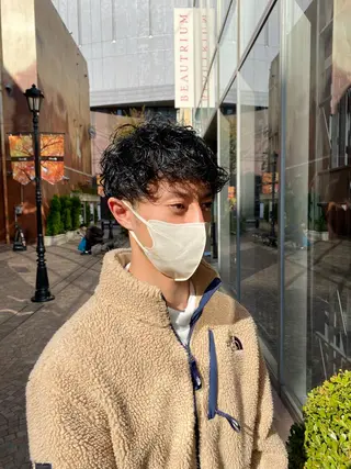 メンズ レイヤー/グレージュ メンズパーマのヘアスタイル