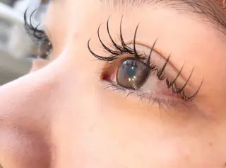 マツエク・マツパ ジョイエ 梅田店所属・joie 梅田のマツエク・マツパデザイン