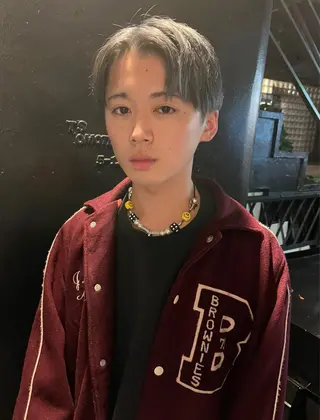 ショート カラー メンズ スパイラルパーマ 🌐hina⭐️のヘアスタイル