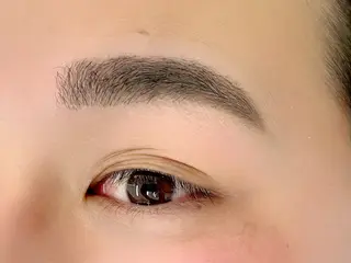 メンズ アイブロウ Cheri所属・きし かりんの眉毛・アイブロウイメージ