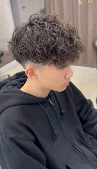 ショート パーマ メンズ Beginning所属・仲岡 里海のヘアスタイル