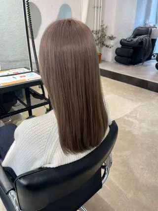 セミロング baton  hair salon所属・✽透明感ｶﾗｰ ✽ 🍆那須ももこ🍑のヘアスタイル