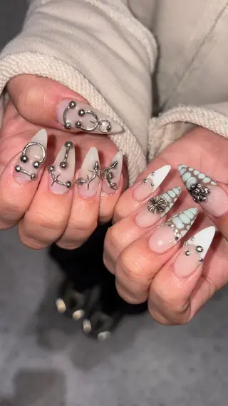 ネイル 👽個性派ネイル🎀 komachiのヘアスタイル