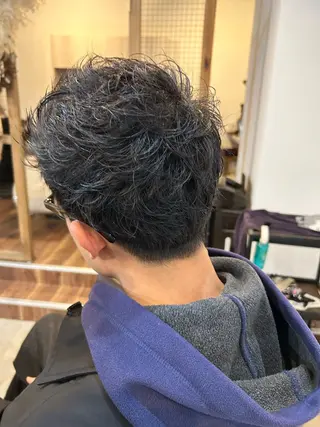 ショート メンズ 相澤 拳のヘアスタイル