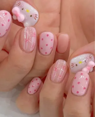 ネイル fleur所属・Nail.by MEIのネイルデザイン