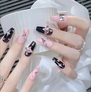ネイル D-BEAUTY Nailsalonのネイルデザイン