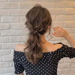 セミロング ヘアアレンジ SHANTi 飯塚 ヘアセット/髪質改善のヘアスタイル