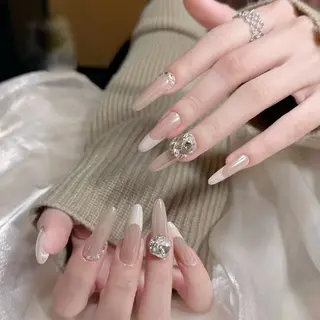 ネイル Oomiya 服部のネイルデザイン