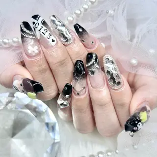 ネイル Lumo所属・めろち ちゃんのネイルデザイン