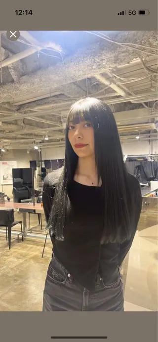 ロング Shion/ レイヤー/髪質改善のヘアスタイル