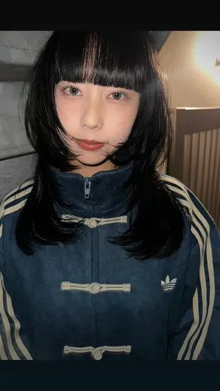 ロング 中野 莉子のヘアスタイル