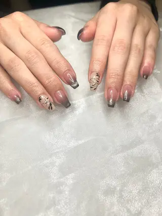 ネイル Salon Mori所属・☺︎ amiのネイルデザイン