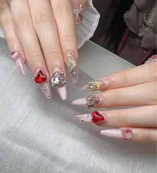 ネイル Lee Nailsのネイルデザイン