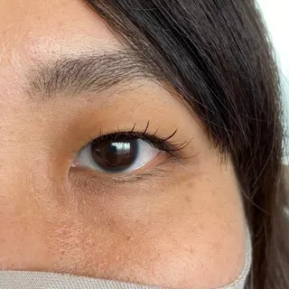 マツエク・マツパ カルフールリル草加西口店所属・隅田 愛美のマツエク・マツパデザイン